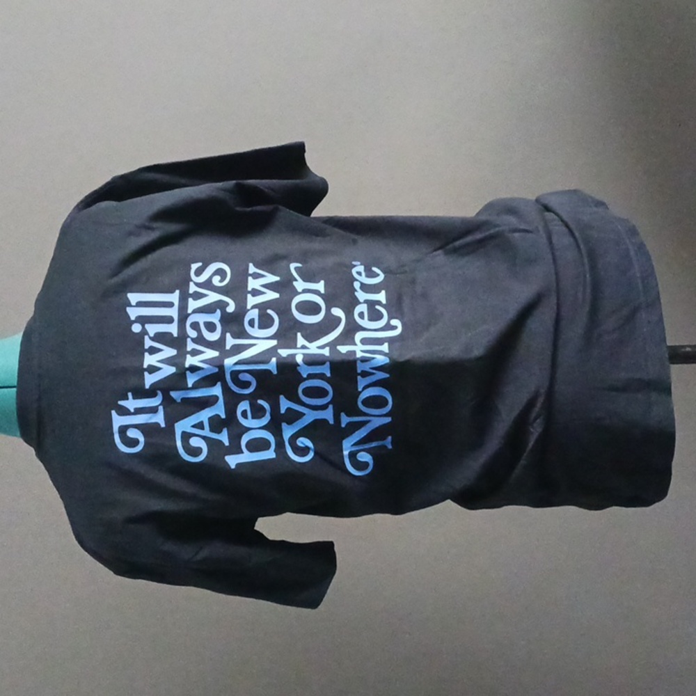 NYON NWOT Bon Voyage Navy T Shirt Size M